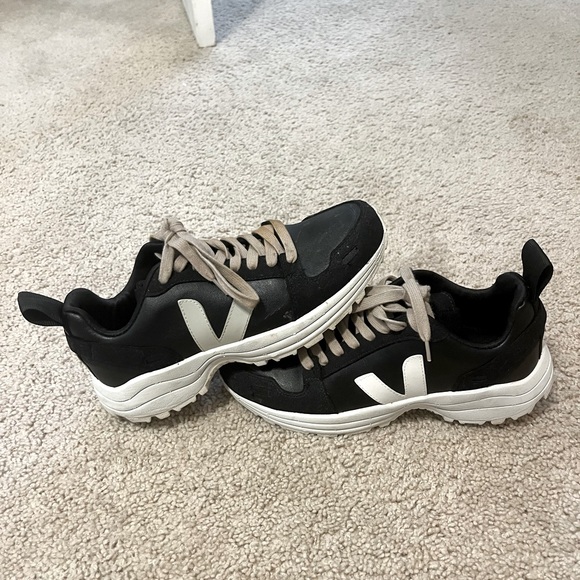 Rick Owen’s Veja Size 9 - Picture 1 of 6